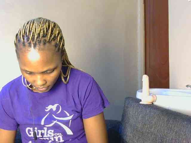 cutieglo webcam