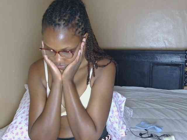 Model: cutieglo