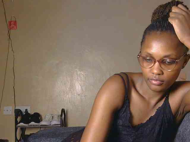cutieglo webcam