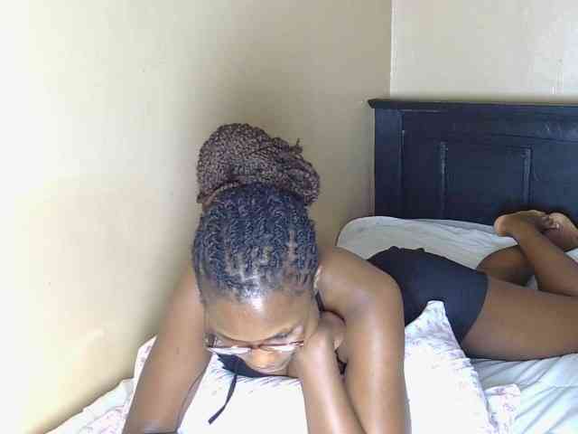 cutieglo webcam