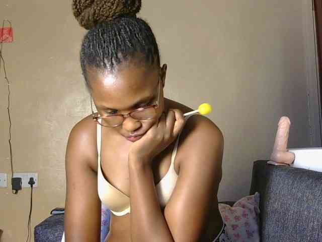 cutieglo webcam