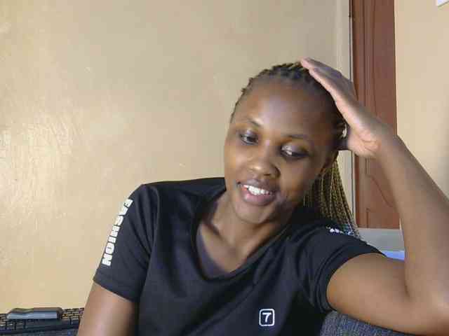 cutieglo webcam