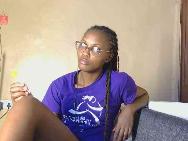 cutieglo webcam