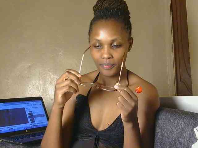 cutieglo webcam