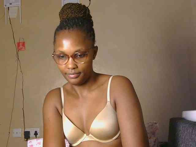 cutieglo webcam