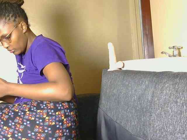 cutieglo webcam