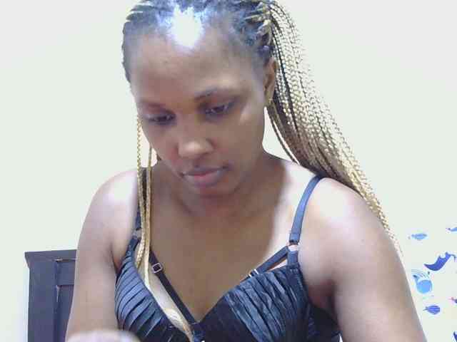 cutieglo webcam