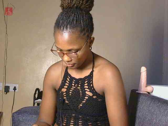 cutieglo webcam