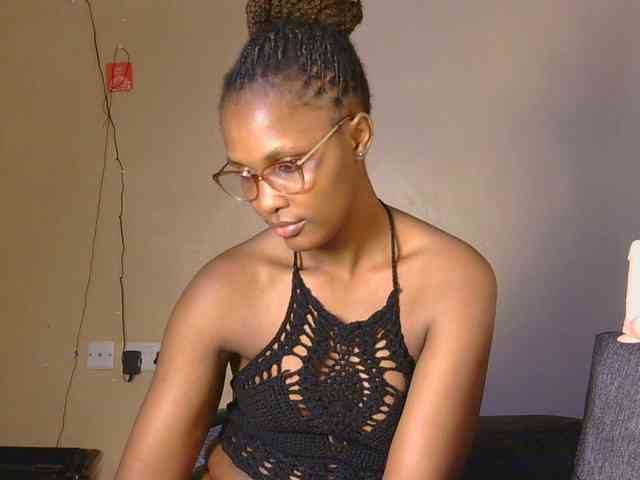 cutieglo webcam