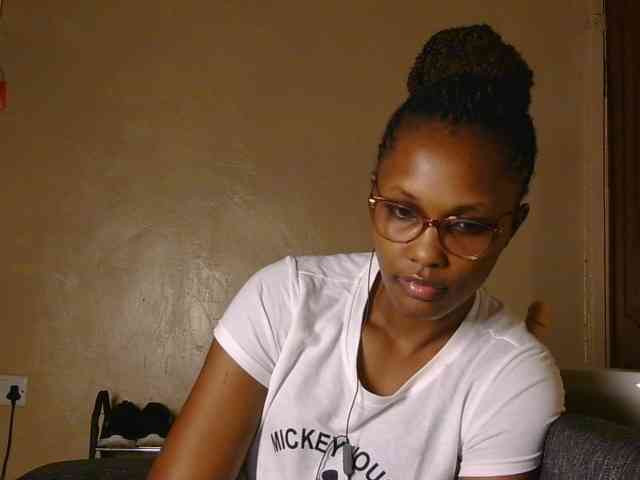 cutieglo webcam
