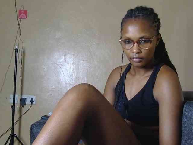 cutieglo webcam