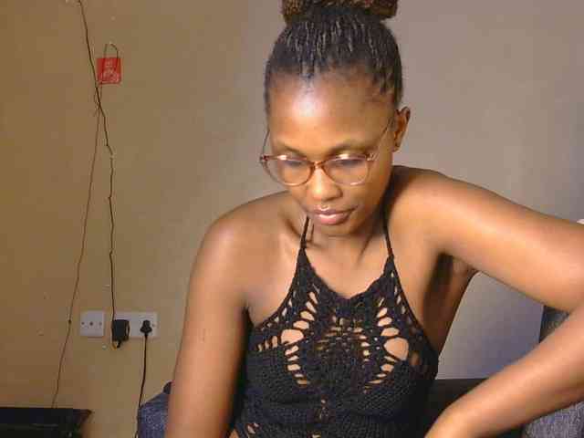 cutieglo webcam