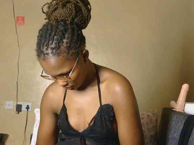 cutieglo webcam