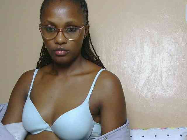 cutieglo webcam