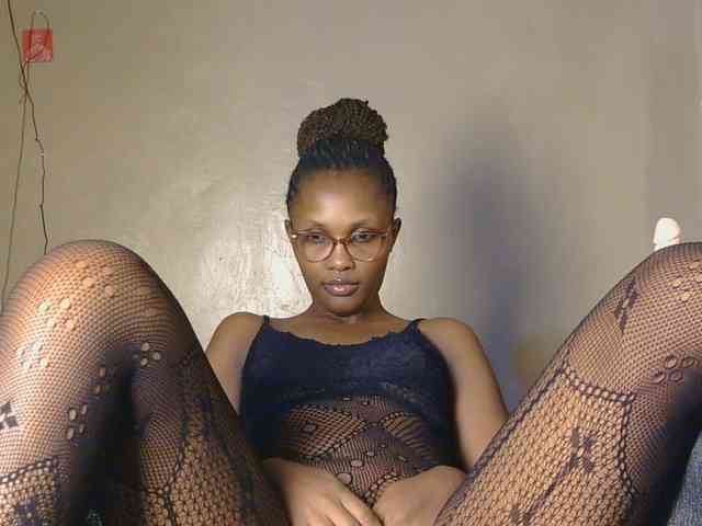cutieglo webcam