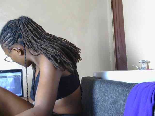 cutieglo webcam