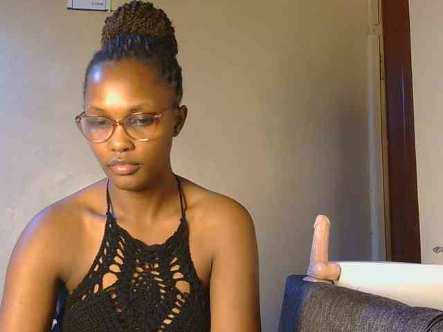 cutieglo webcam