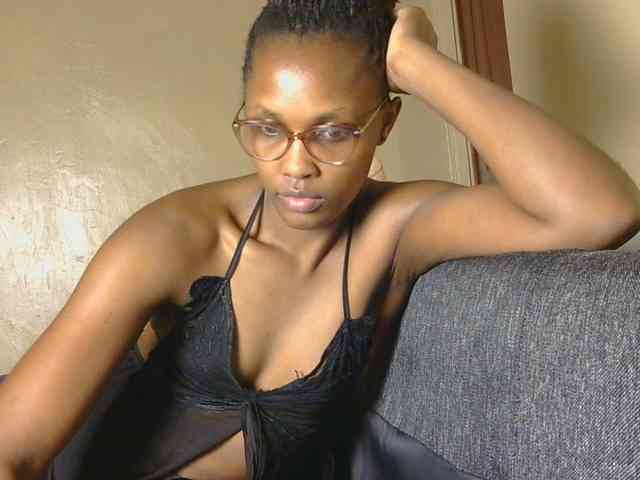 cutieglo webcam