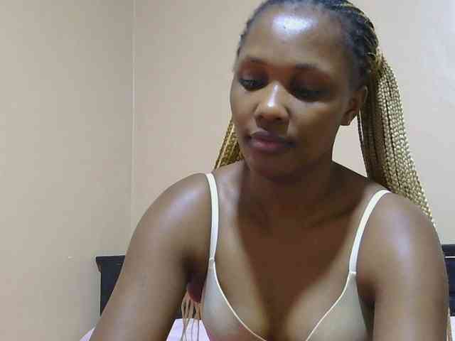 cutieglo webcam