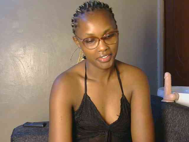 cutieglo webcam
