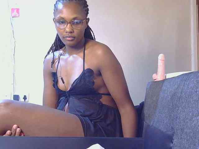 cutieglo webcam