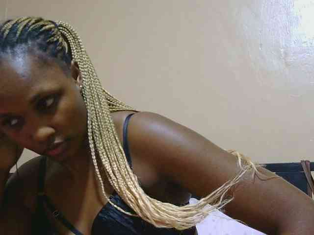 cutieglo webcam