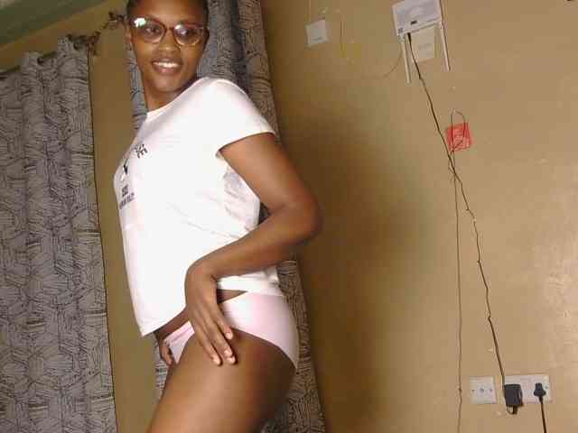 cutieglo webcam