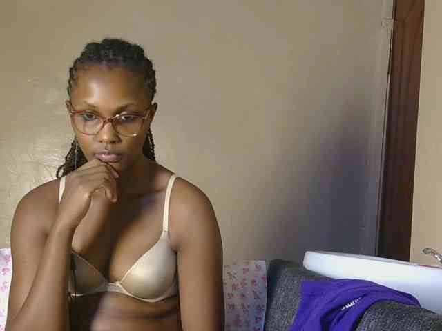 cutieglo webcam