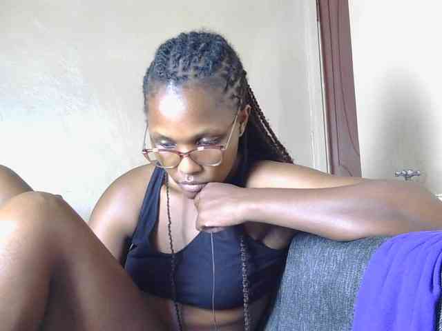 cutieglo webcam