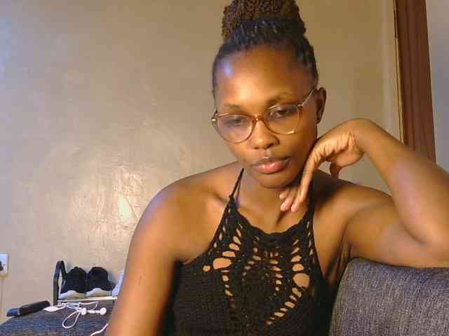 cutieglo webcam