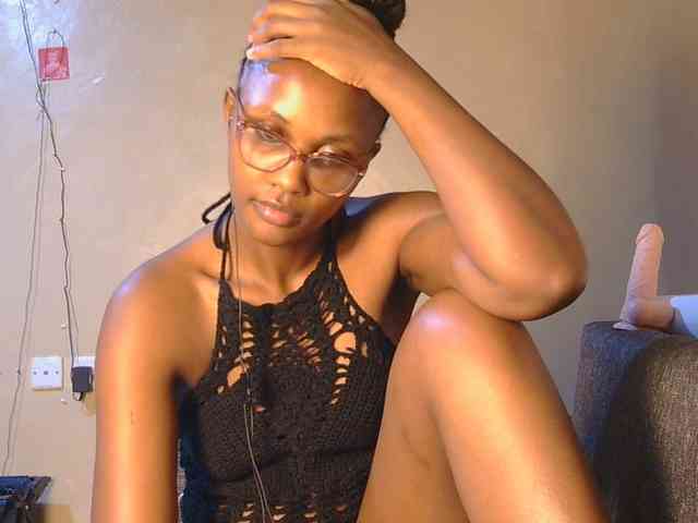cutieglo webcam