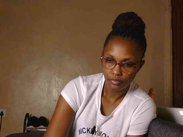 cutieglo webcam