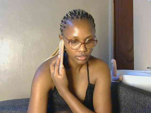 cutieglo webcam