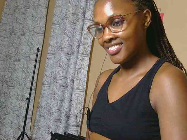 cutieglo webcam