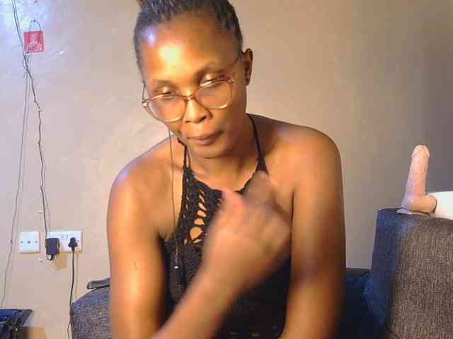 cutieglo webcam
