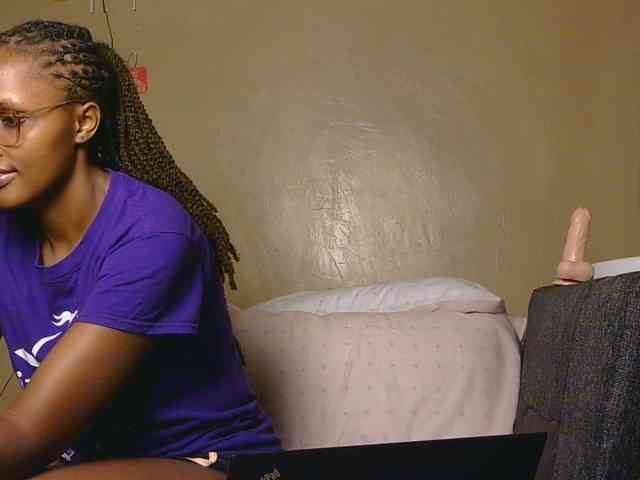 cutieglo webcam
