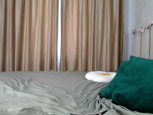 sweety-bunny live cam on BongaCams