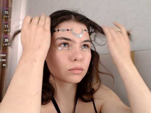 le modèle sweety-bunny est en webcam porno dans un show sur le site bongacams, il possède les tags suivants: White/Caucasian,Brunette,Shaved
