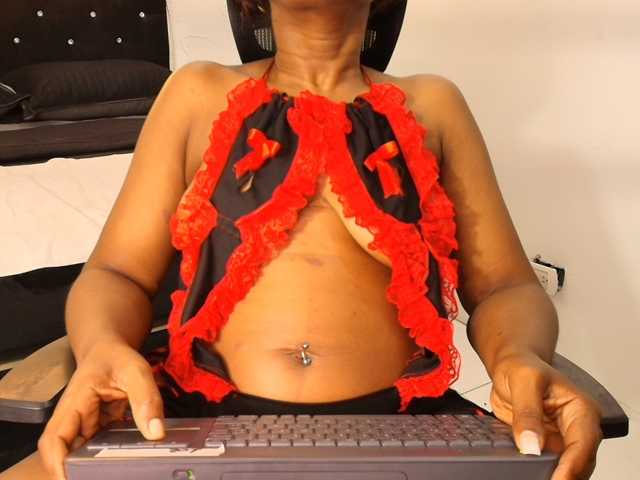 kassandraBrown live cam on BongaCams