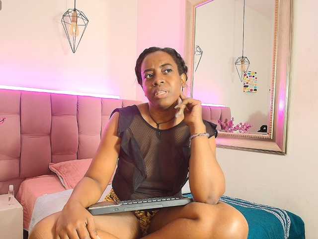 kassandraBrown live cam