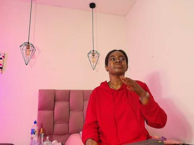kassandraBrown live cam on BongaCams