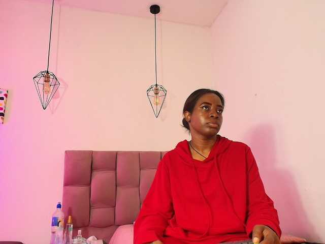 kassandraBrown live cam on BongaCams