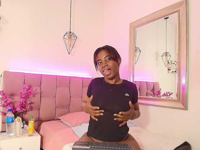 kassandraBrown live cam on BongaCams