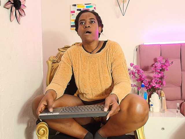 kassandraBrown live cam