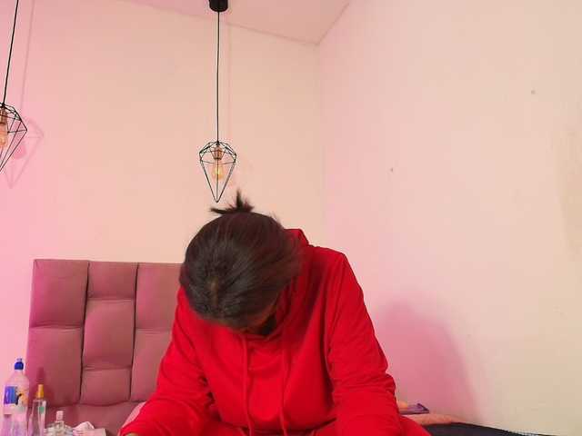 kassandraBrown live cam preview