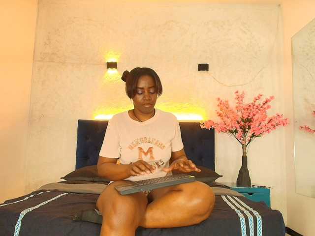 kassandraBrown live cam on BongaCams