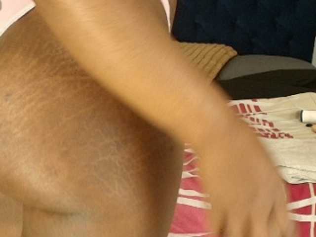 kassandraBrown live webcam show
