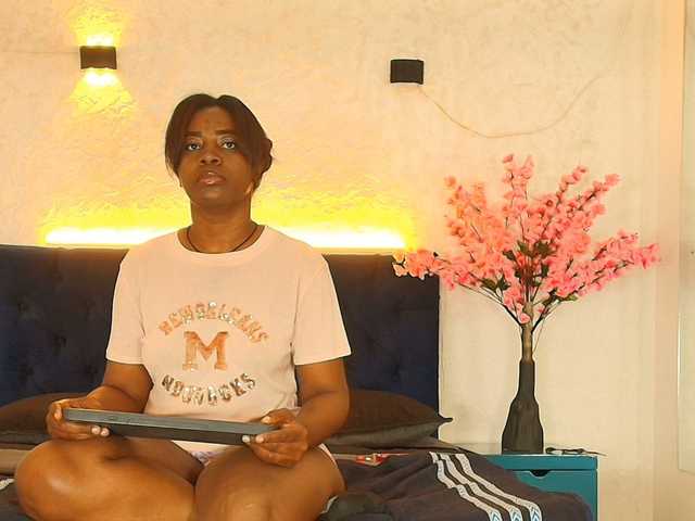 kassandraBrown live cam on BongaCams