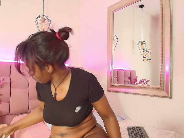 kassandraBrown live cam on BongaCams