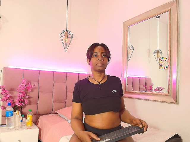 kassandraBrown live cam on BongaCams